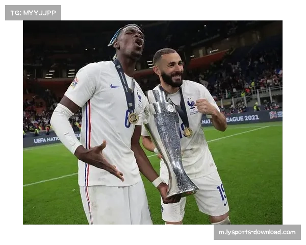 巴西双星在皇马战术体系中的共存问题 教练组如何寻求平衡